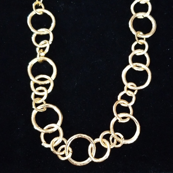 NWT Amrita Singh Elegant Gold Tone Brass Chain Link Necklace - Picture 5 of 9